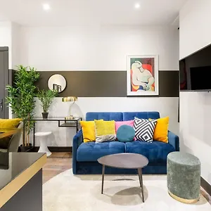 chic-flat-near-eiffel-tower-by-guestready-apartment.fr-paris.fr/